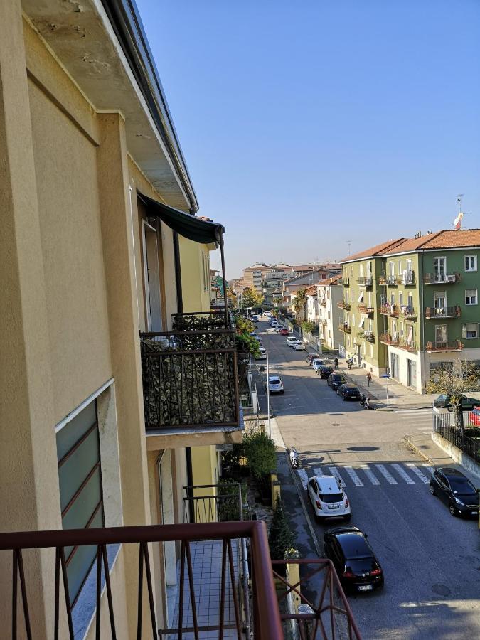 Queen East Verona Apartments Exterior foto